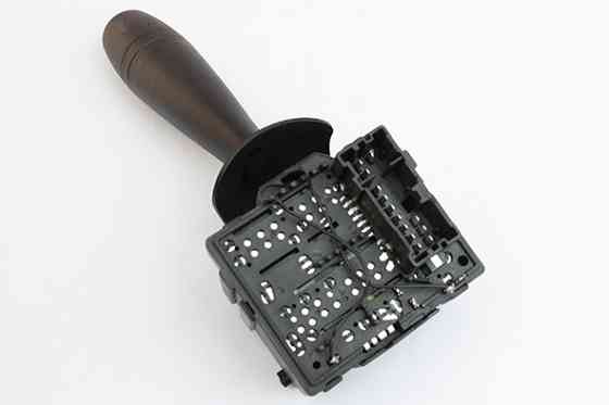 Переключатель подрулевой правый GP Renault Logan 2 (8201168003) Киев