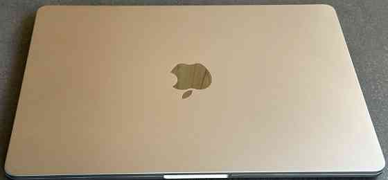 Macbook air m2 A2681 ідеальний стан 8/256. Харків