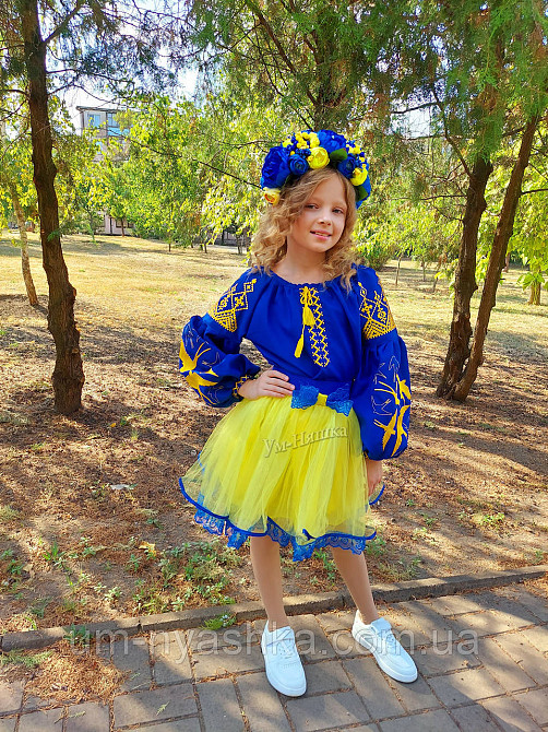 Костюм вышиванка сине-желтый для девочки 