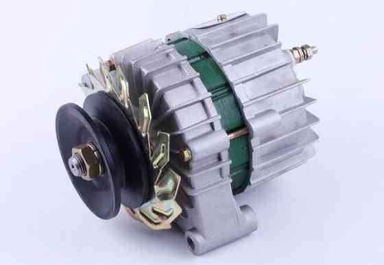 Генератор правий KM385BT 350 Вт Мукачево