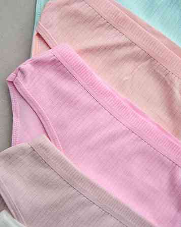 Набір жіночих трусиків 7 шт Nicoletta 713128 Київ