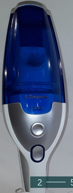 Пылесос ручной Аккумуляторный : Electrolux Rapido FM48 Киев - изображение 2