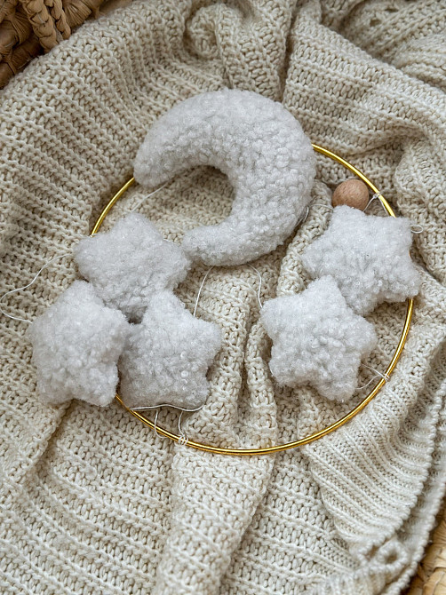 Дитячий мобіль на ліжечко для немовлят ручної роботи WooolyWool «Зірки» Київ - фото 1