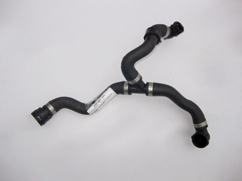 Mercedes-Benz  A2055011201 Лівий патрубок низькотемпературного радіатора двигуна M264 R4 1.5 2.0л C-Class W205 Одесса - изображение 1