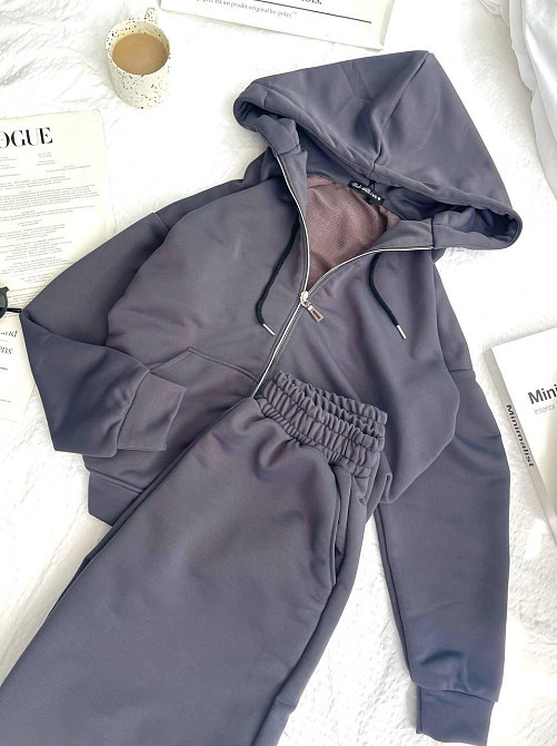 Женский прогулочный оверсайз костюм: кофта на молнии и штаны турецкая трехнить петля Графит Одесса - изображение 3