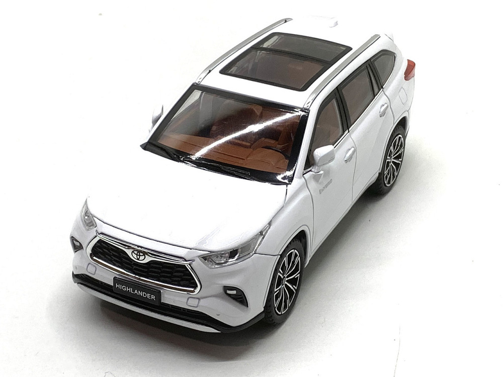 Машина Автосвит Toyota Highlander инерционная открываются двери капот багажник 21см Білий (AP-2024) Чернігів - фото 9