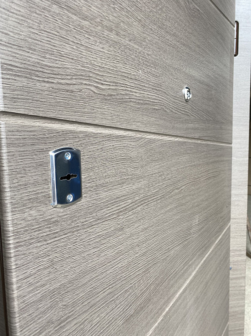 Двері квартирні Redfort, модель Міда, комплектація Економ Київ - фото 3