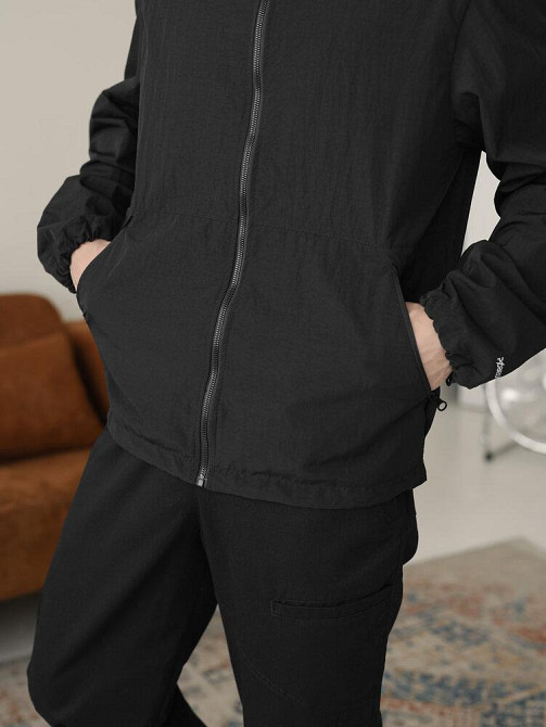 Чоловіча чорна вітрівка. Куртка-вітрівка демісезонна легка з кишенями Pobedov Neon Київ - фото 5