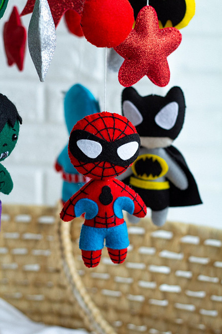 Дитячий мобіль на ліжечко для немовлят WooolyWool «Супер-герої» Київ - фото 6