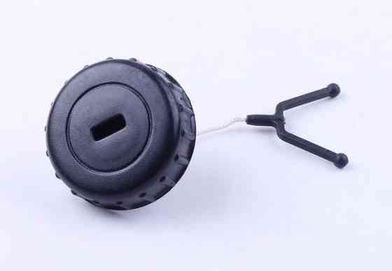 Корок оливи та бака паливного L Мукачево