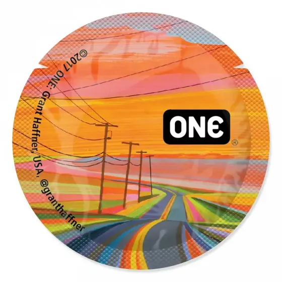 Набір презервативів ONE Classic Select - Artist Collection 100 шт, мегапак тюб Львов