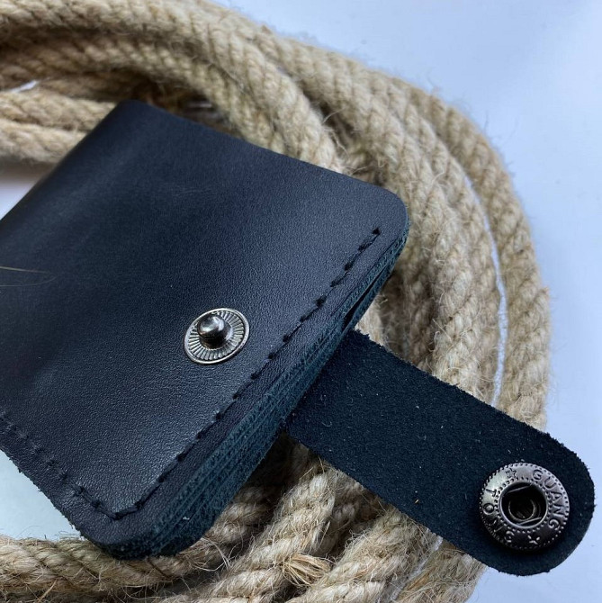 Гаманець шкіряний жіночий Біфолд Глянець Чорний маленький, стильний, модний, з відділеннями для карт та купюрMasterSem Київ - фото 4