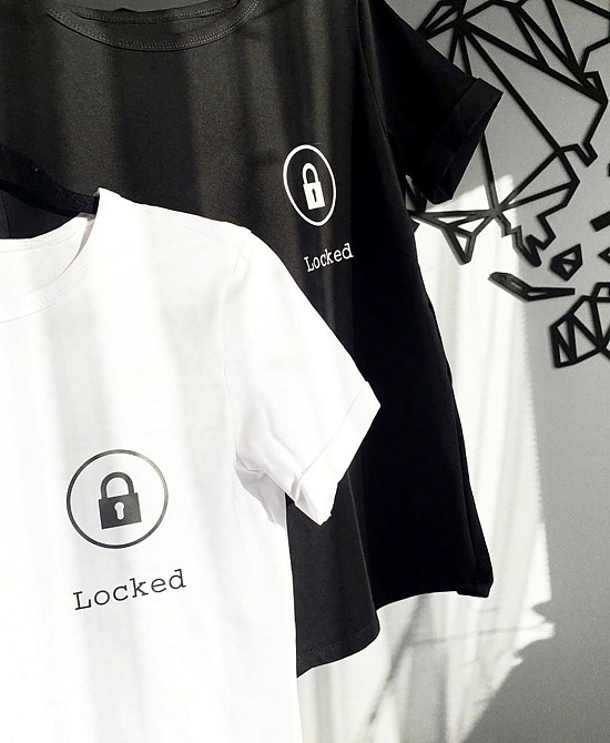 Парные футболки для парня и девушки c надписью Locked Черновцы - изображение 1