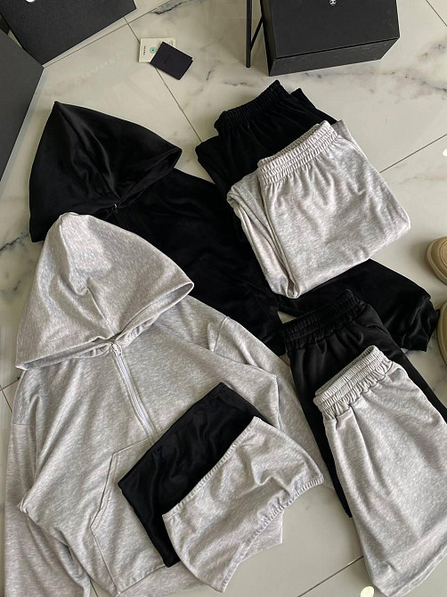 Жіночий прогулянковий костюм четверка: худі, топ, шорти та штани турецький велюр спорт Меланж Одеса - фото 2