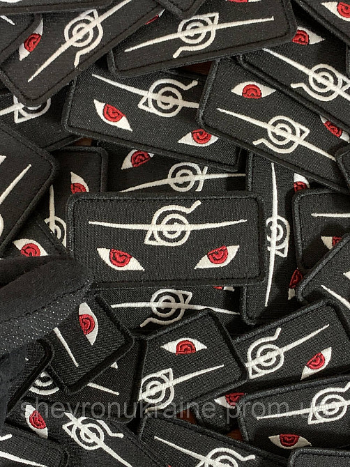 Шеврон что светиться Итачи Учиха (Форма прямоугольная. На липучке) Размер 4x8см Киев - изображение 4