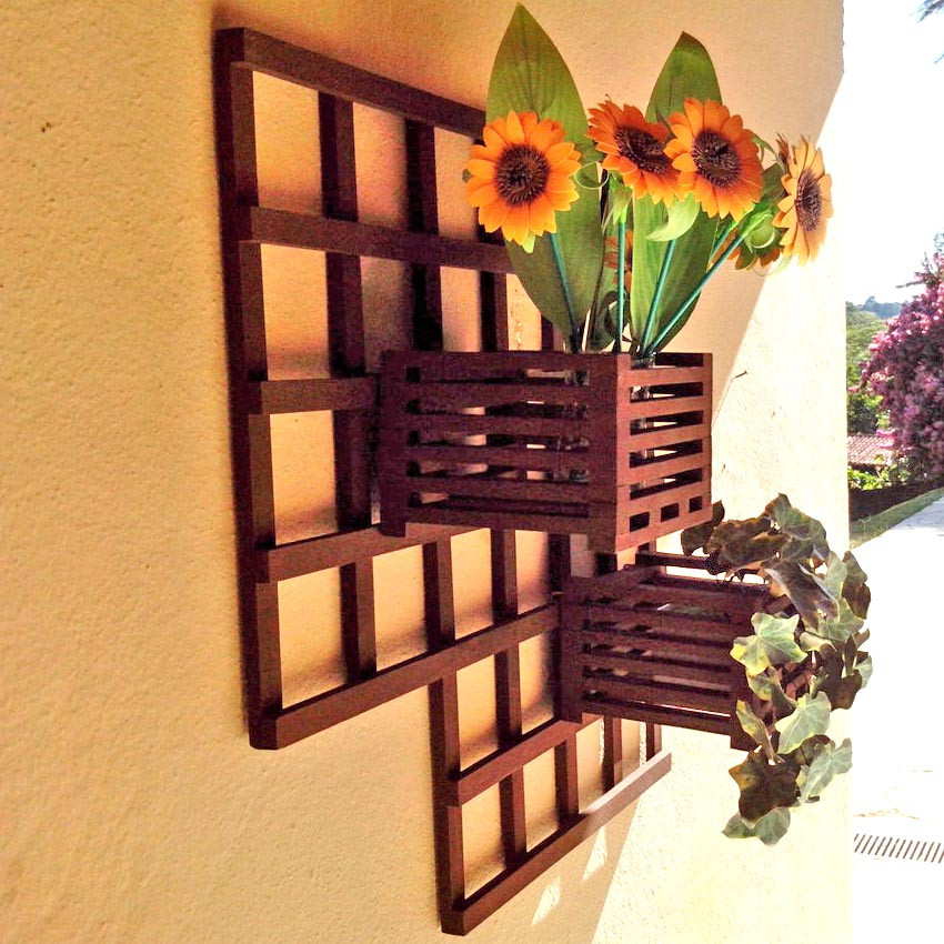 Полка настенная для цветов 