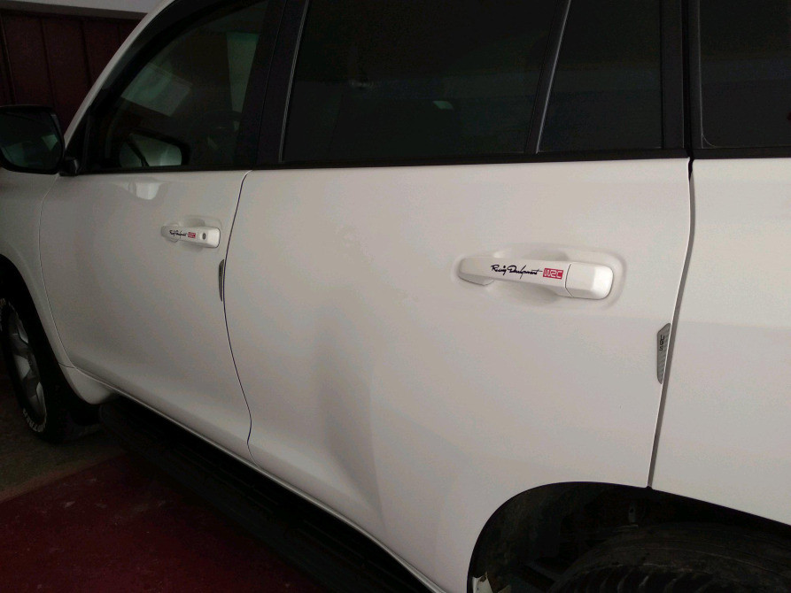 Наклейки на ручки авто номер 5 Черная с красным на Киев - изображение 3