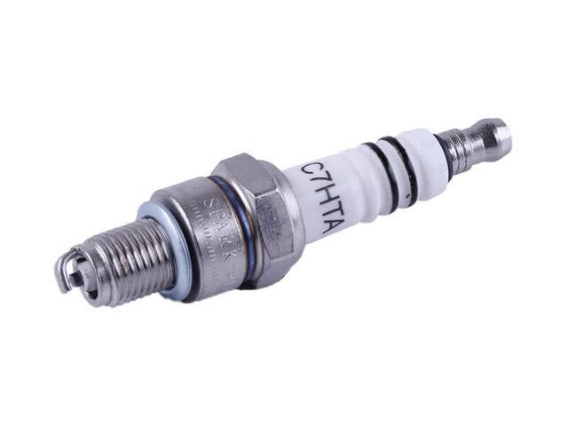 Свеча A7TC на четырехтактный двигатель Мукачево - изображение 1