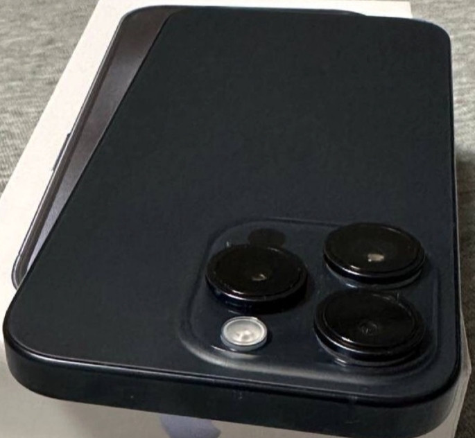 Айфон iPhone 15 Pro, 128Gb. Neverlock. Киев - изображение 2