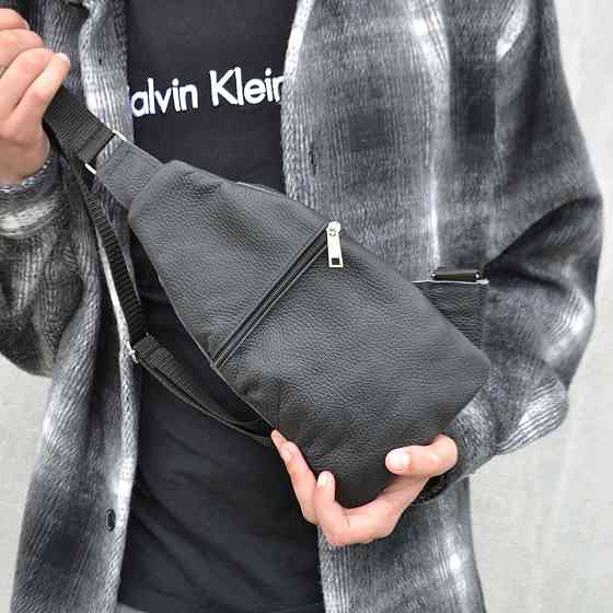 Сумка-слинг кожаная, мужская сумка через плечо черная Idea Мужская кожаная сумка слинг через плечо Киев