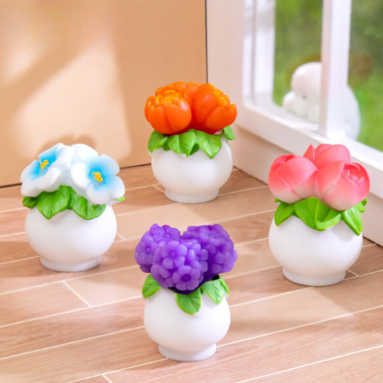 Мініатюрний вазон з квітами для мініатюр, макетів, флораріумів, поробок і творчості Бузок Одеса