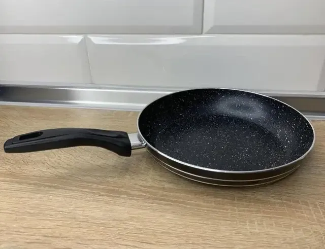 Сковорода UNIQUE UN-5156 28см Одесса - изображение 5