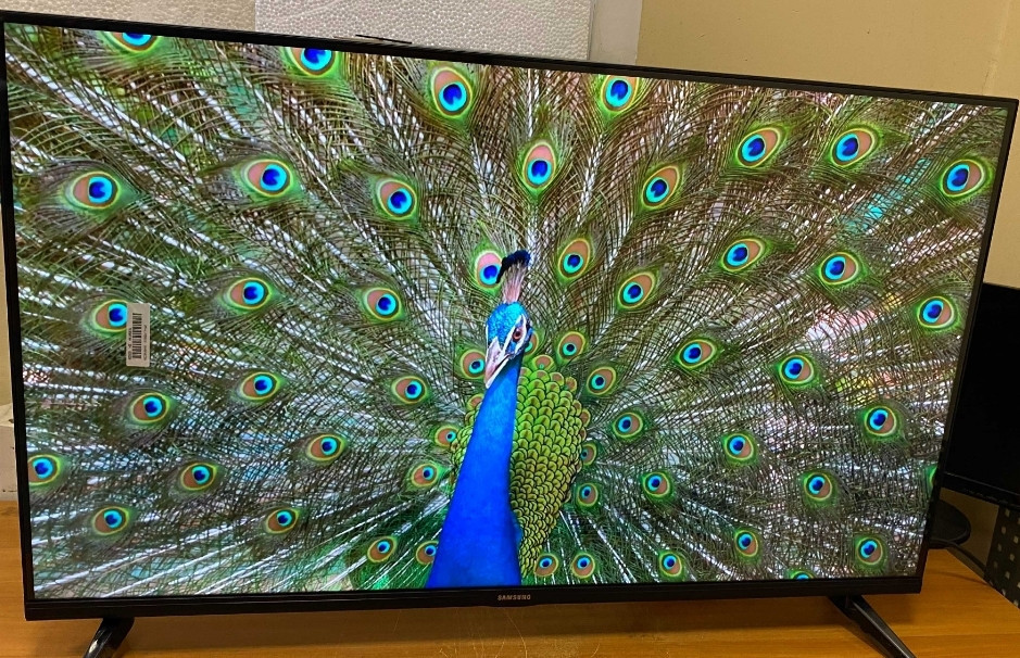 NEW 2025 телевізор Samsung 4К Smart TV 42' 2/16 GB IPS голосовий пульт Київ - фото 1