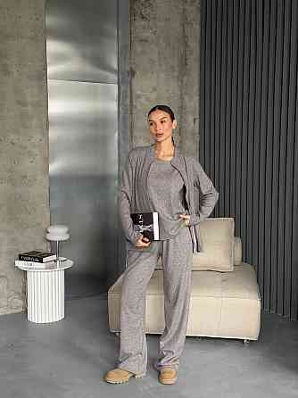 Женский повседневный костюм тройка из трикотажа Одесса