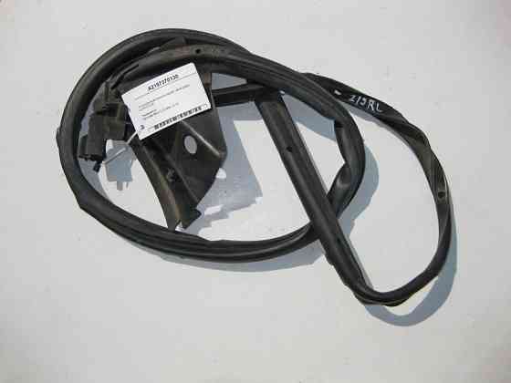 Mercedes-Benz  A2197370130 Ущільнювальна гумка задніх лівих дверей CLS C219 Одеса