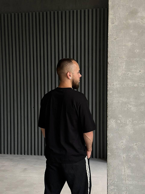 Футболка базова чоловіча оверсайз Чорний 48/52 Харків - фото 3