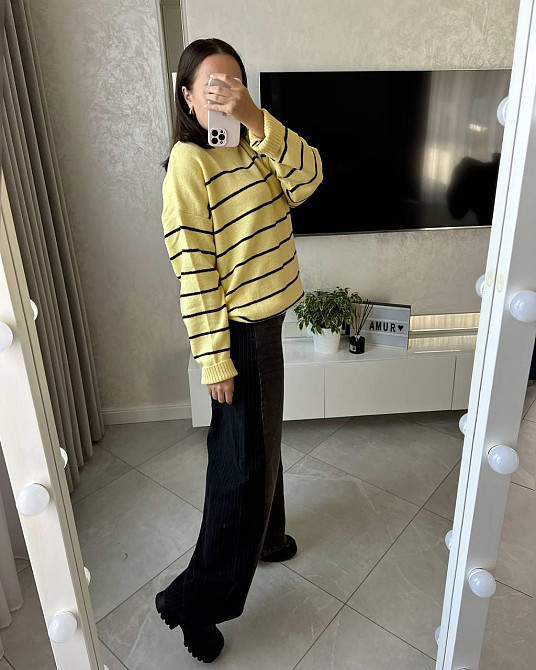 Женский уютный оверсайз свитер в полоску машинная вязка Желтый Одесса - изображение 5