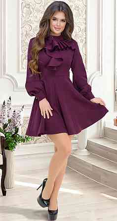 Красивое платье с расклешенной юбкой (44) Киев