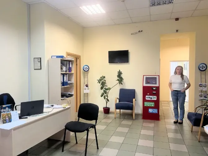 Сдам в аренду магазин\офис центр города (Челюскина) был офис страховой фирмы. хороший ремонт, 6 кабинетов. Днепр - изображение 11