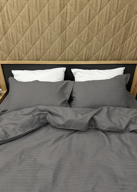 Комплект постільної білизни Страйп-сатин Двоспальний 180х220 з простирадлом на резинці Темно-сірий (88-177) Київ - фото 5