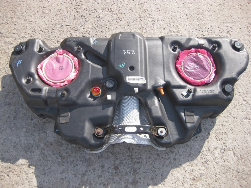Mercedes-Benz  A2514702001 Паливний бензиновий бак R-Class W251 Одесса - изображение 2