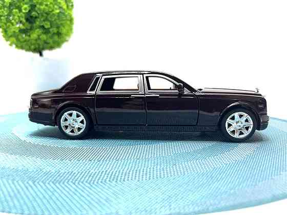 Машина металева Автосвіт Rols-Royce інерційна відчиняються двері капот 1:24 Коричнева (AP-1701) Чернігів