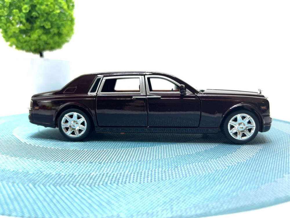 Машина металева Автосвіт Rols-Royce інерційна відчиняються двері капот 1:24 Коричнева (AP-1701) Чернигов - изображение 3