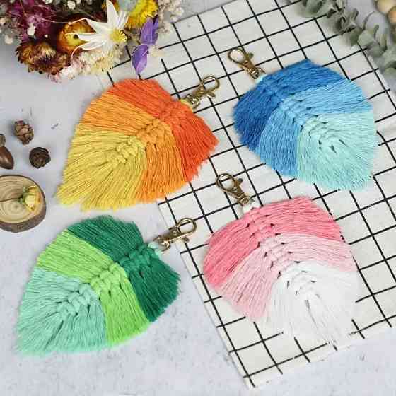 Набір макраме для творчості та ручного в'язання брелока для ключів або декору на сумку 10х16см, рожевий Кам'янець-Подільський