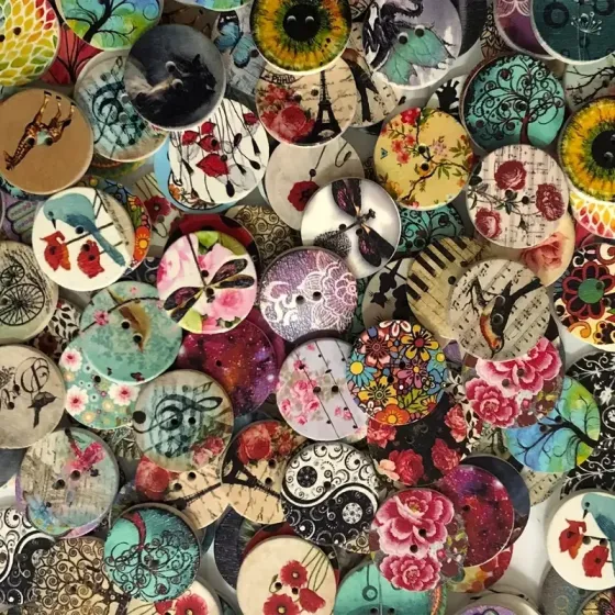 Набір дерев’яних ґудзиків 50 шт – різні розміри й кольори для шиття та декору Київ