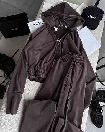 Жіночий повсякденний костюм із якісного велюру, двійка Шоколад Одеса