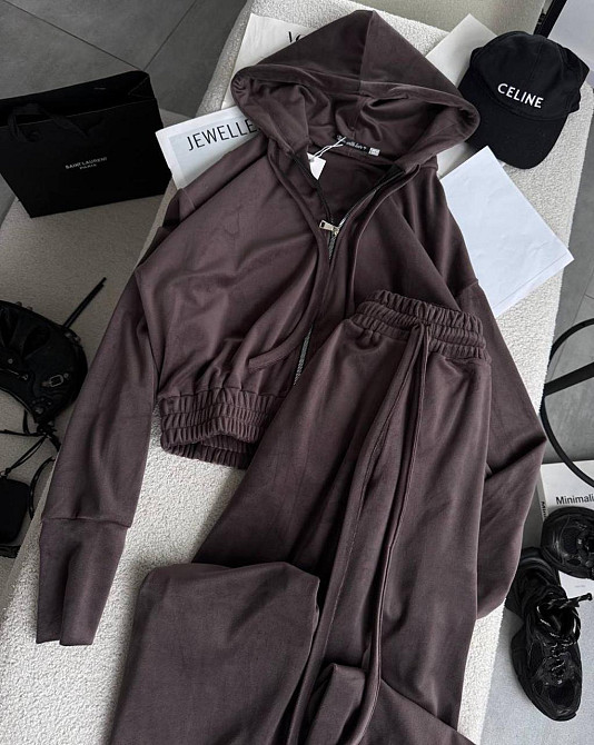 Женский повседневный костюм из качественного велюра двойка Шоколад Одесса - изображение 2