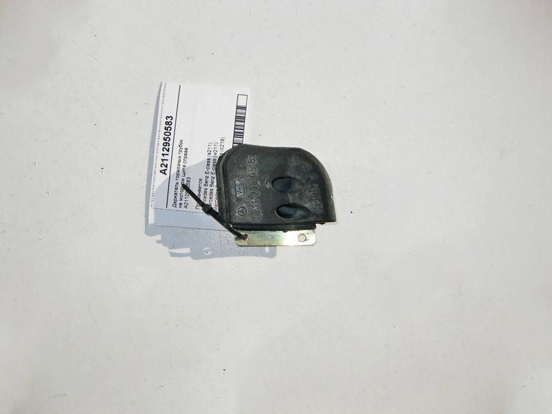 Mercedes-Benz  A2112950583 Тримач гальмівних трубок на моторному щиті праворуч E-Class W211 CLS C219 Одеса - фото 2