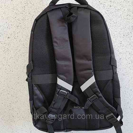 Рюкзак школьный подростковый (2 отделения, 6 карманов, брелок, на молнии) C 72811 Хмельницкий