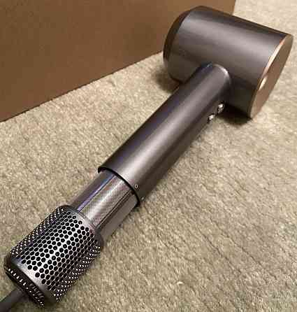 Фен Dyson Supersonic. Киев