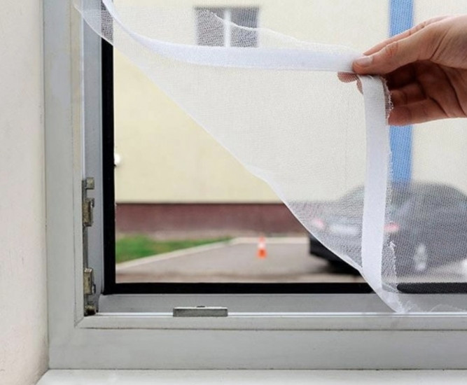 Антимоскітна сітка на вікно 150х150см на стрічкі, що самоклеїться. Вінниця - фото 7