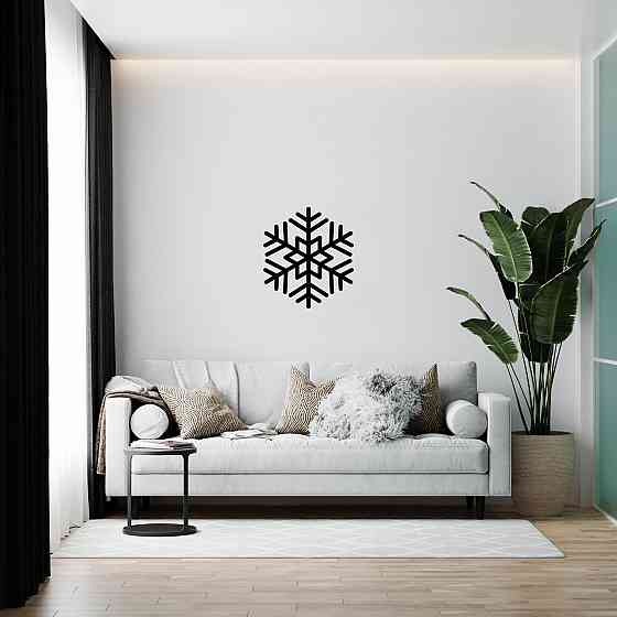 Дерев'яний декор на стіну «Сніжинка» Київ