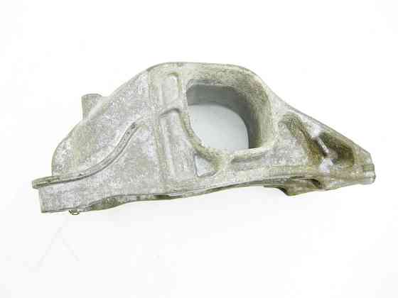 Mercedes-Benz  A2702230138 Кронштейн проміжного валу та півосі CLA C117 CLA Shooting Brake X117 GLA X156 A-class W176 B-class W242 B-class W246 Одесса