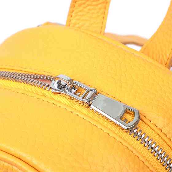 Практичний жіночий рюкзак Shvigel 16306 Жовтий Київ