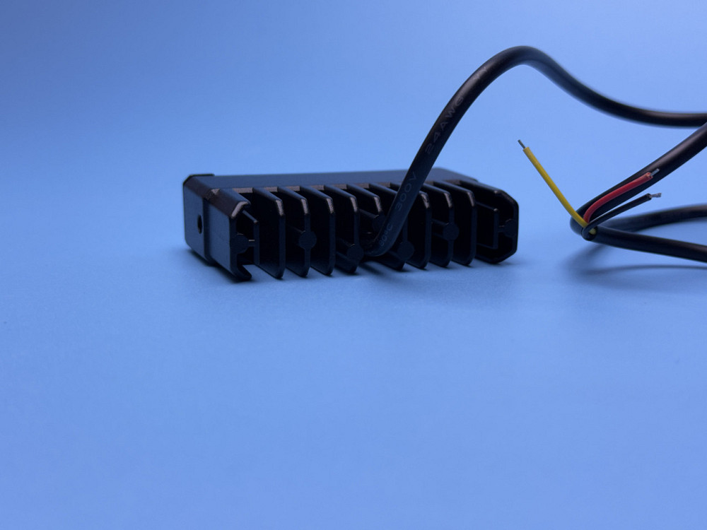 Фара рабочего света LED однорядная 70 мм SPOT — 4 диода с линзой (Белый + Желтый свет), четкая СТГ Харьков - изображение 3