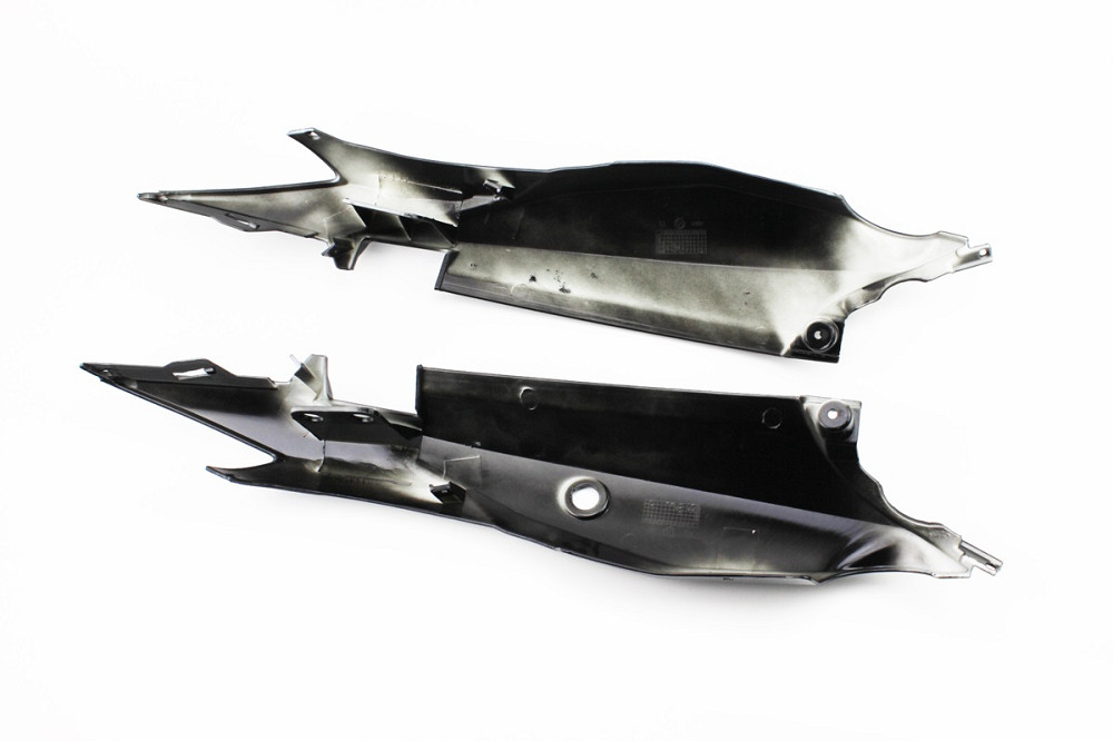 V200N пластик - бічний задній лівий, правий к-кт 2шт, ЧОРНИЙ Киев - изображение 2